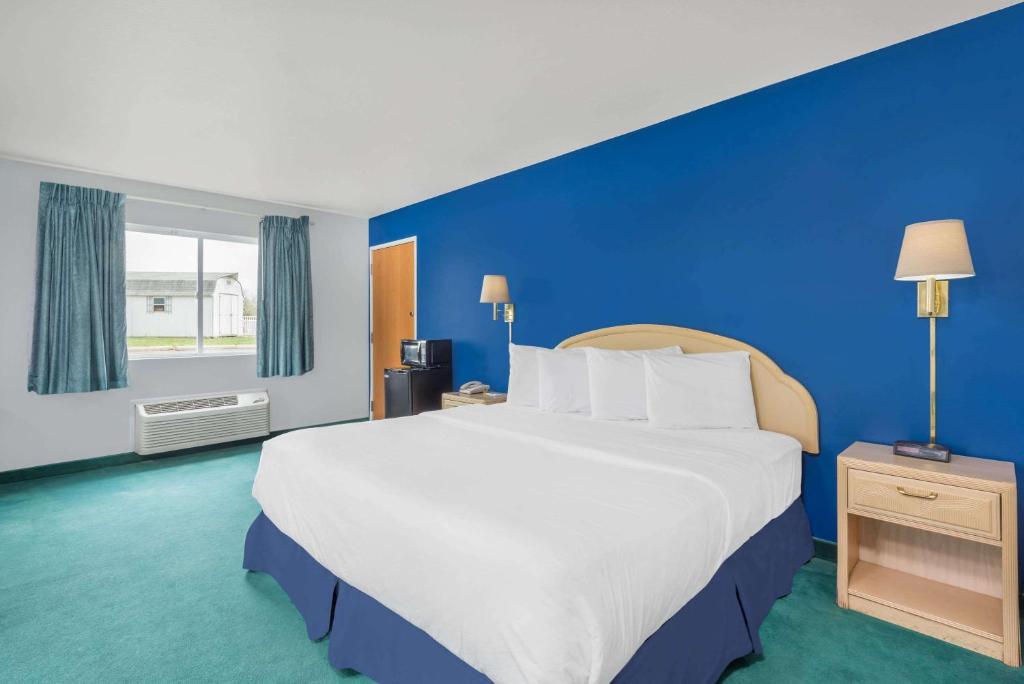 Days Inn by Wyndham Osage Beach Lake of the Ozarks image 14